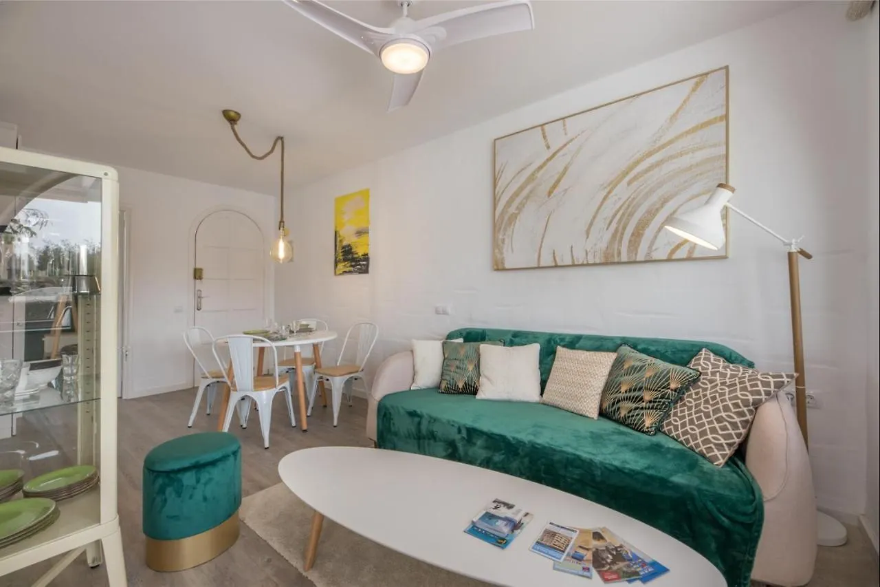 In Front Of The Pool, Large Terrace, Elegant & Confortable, Wi-Fi Costa Calma